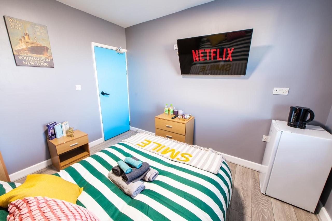 Heart Of Maidstone - Premium Double Rooms With Free Wi-Fi Exteriör bild