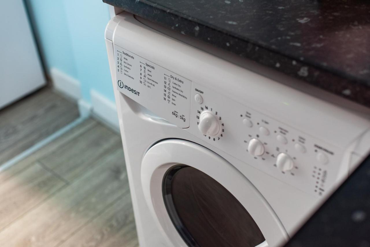 Heart Of Maidstone - Premium Double Rooms With Free Wi-Fi Exteriör bild
